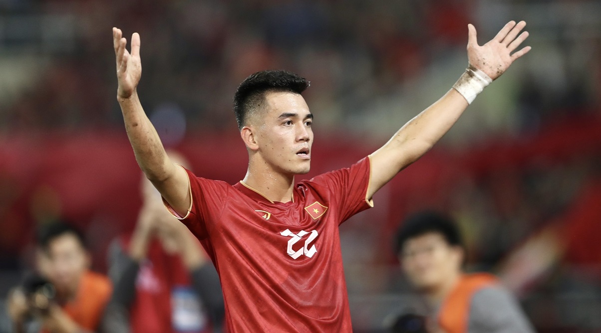 Tiến Linh lọt top 5 cầu thủ ấn tượng nhất Châu Á - Ảnh 1