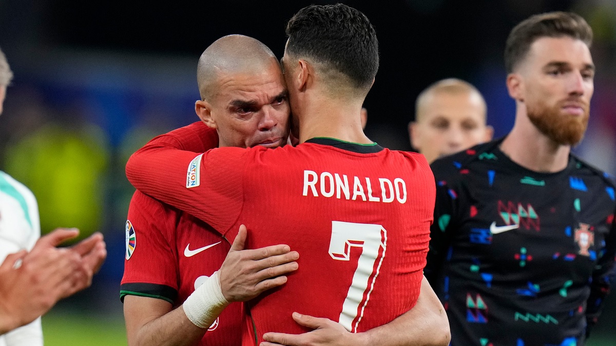 Ronaldo không chia tay ĐT Bồ Đào Nha sau EURO 2024 - Ảnh 1