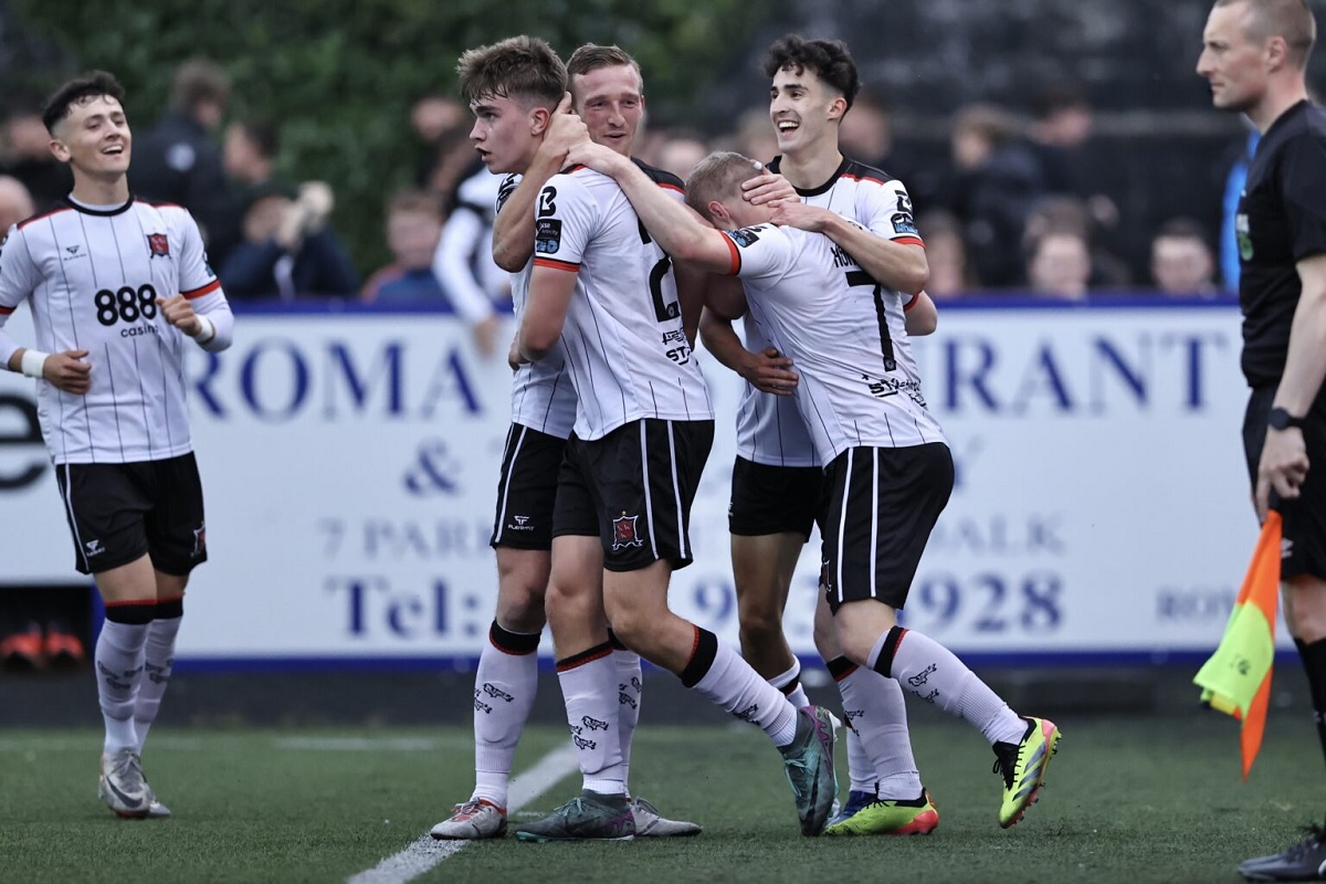 Kết quả bóng đá hôm nay 13/7: Dundalk đè bẹp Drogheda United - Ảnh 1