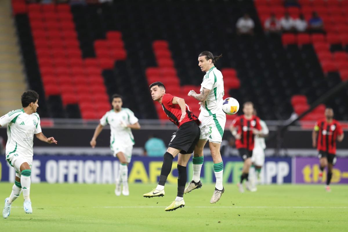 Kết quả bóng đá hôm nay tối 22/10: Al Rayyan thua đau Al-Ahli  - Ảnh 1