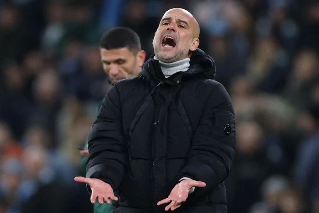 Guardiola gây sốc với lời giải thích về vết xước trên mặt - Ảnh 1