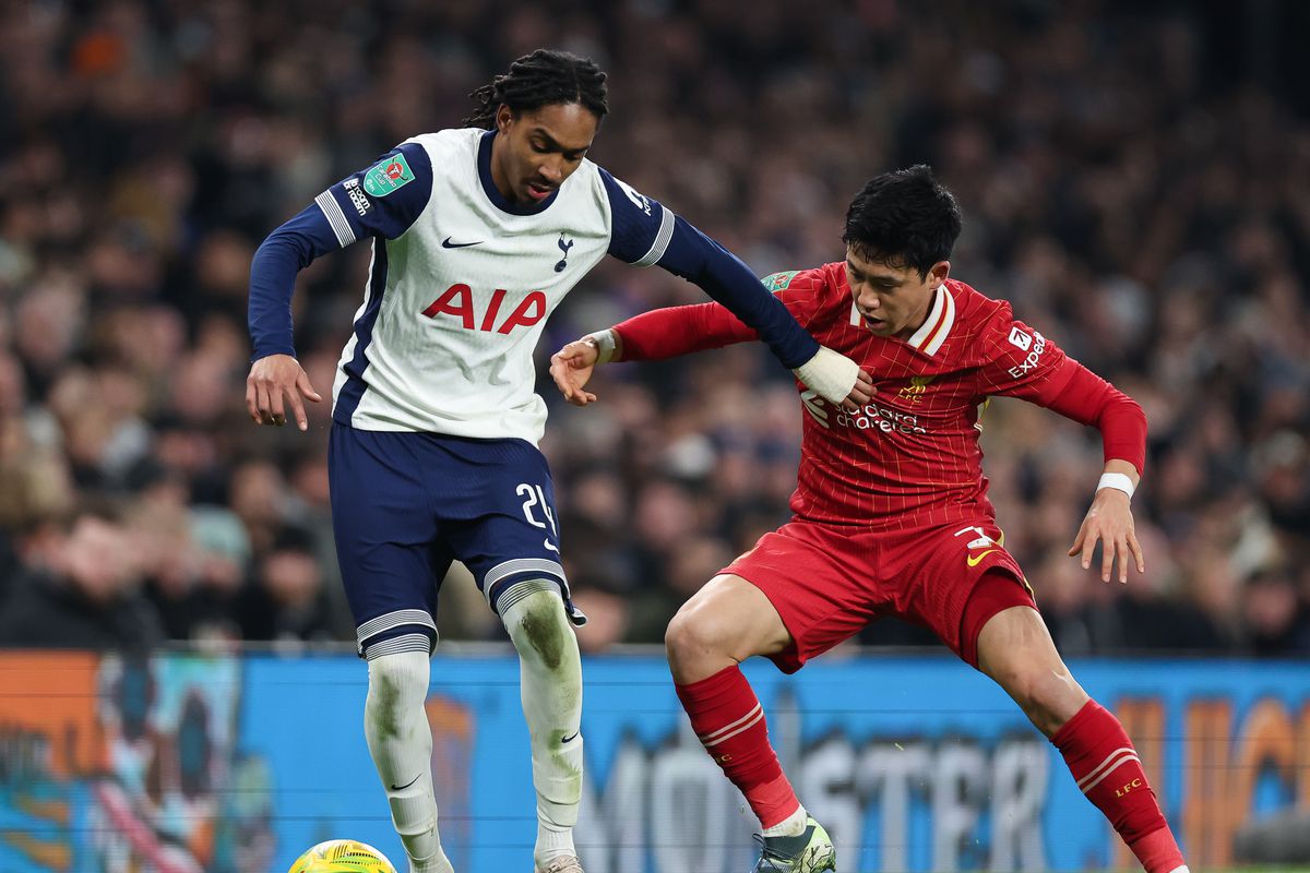 Kết quả bóng đá hôm nay 9/1: Liverpool thua sốc Tottenham - Ảnh 1