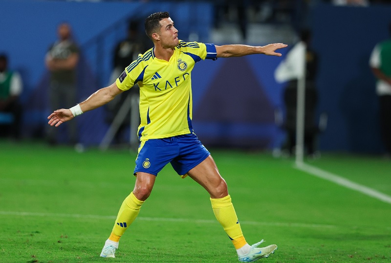 Ronaldo lập cú đúp, vươn lên dẫn đầu cuộc đua Vua phá lưới Saudi Pro League - Ảnh 1