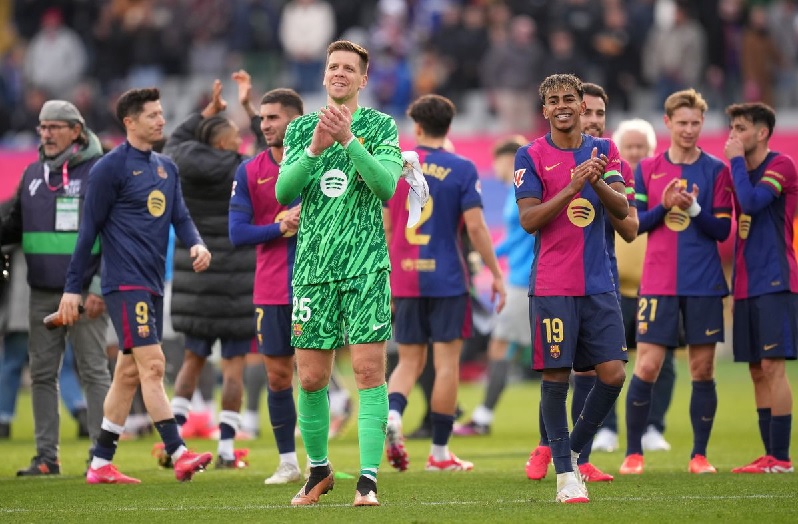 Barcelona 'thổi lửa' vào cuộc đua vô địch La Liga - Ảnh 1