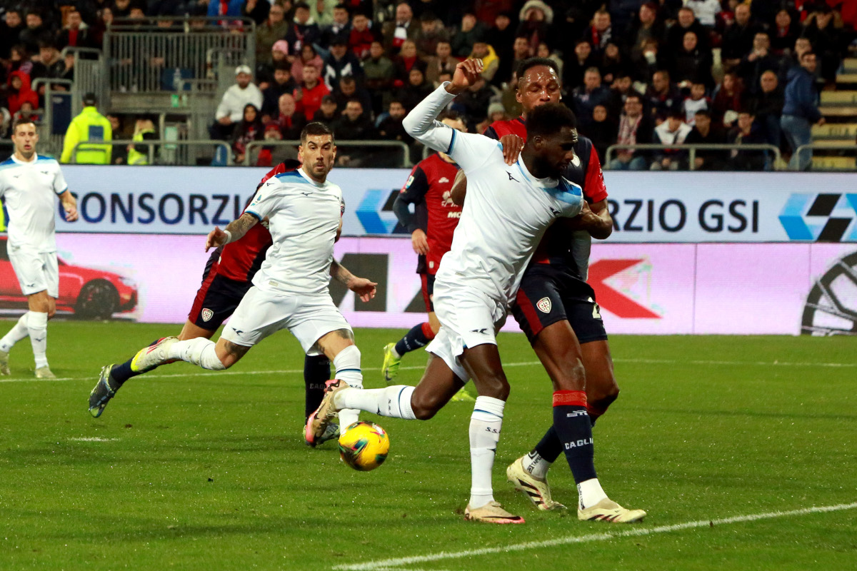 Kết quả bóng đá hôm nay 4/2: Cagliari thua đau Lazio - Ảnh 1