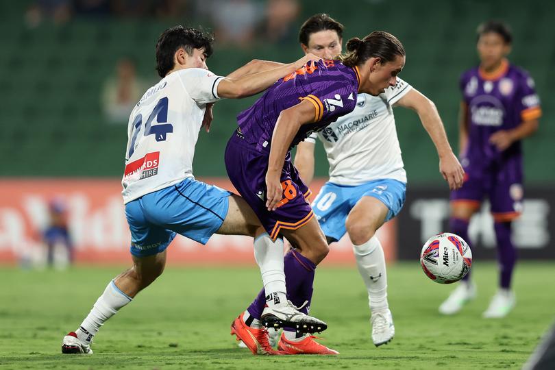 Kết quả bóng đá hôm nay 22/2: Perth Glory cầm chân Sydney FC - Ảnh 1