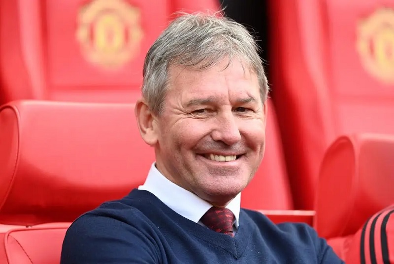 Cựu cầu thủ Bryan Robson: ‘Cậu ta có tài và nên quay lại MU’ - Ảnh 1