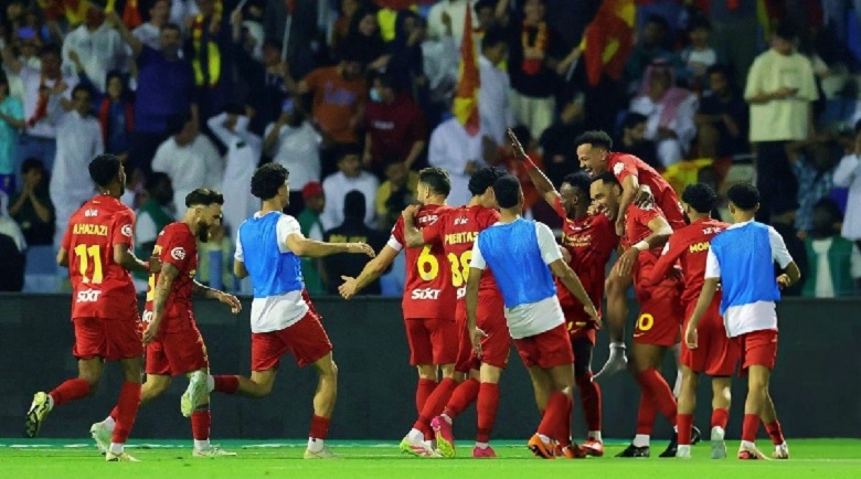 Ronaldo gây thất vọng, Al Nassr thua trận thứ 5 tại Saudi Pro League 2024/2025 - Ảnh 1