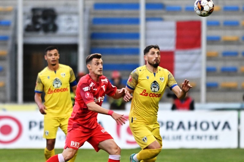 Nhận định, Soi kèo UTA Arad vs Petrolul Ploiesti 21h30 ngày 05/05: Điểm tựa sân nhà - Ảnh 1