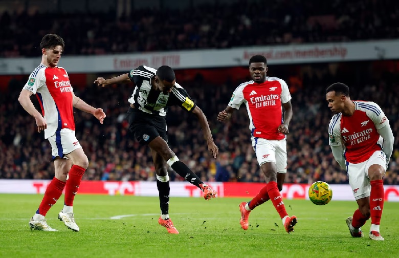 Sau Zubimendi, Arsenal lại chuẩn bị kích nổ 'bom tấn' 150 triệu euro - Ảnh 1