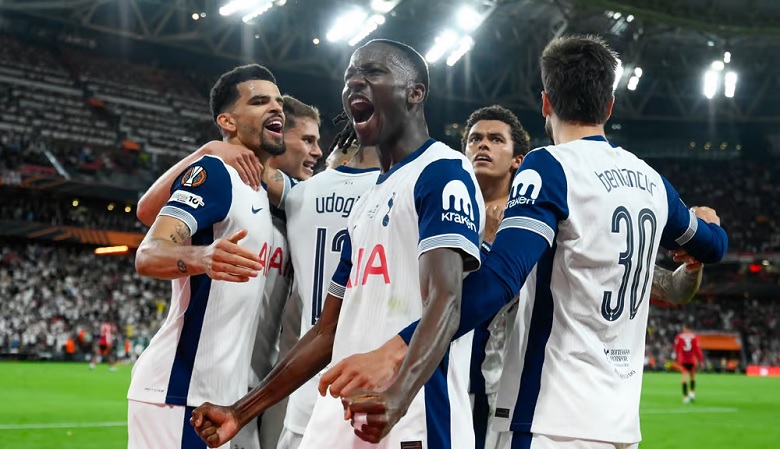 17 năm chờ đợi, đại tiệc rước cúp của Tottenham sẽ bùng nổ như lễ hội - Ảnh 1