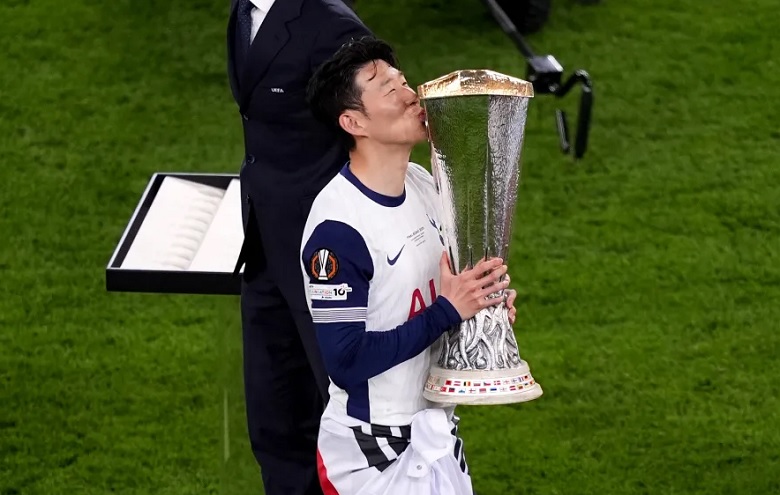Son Heung Min không được nhận huy chương trong ngày Tottenham vô địch Cúp C2 - Ảnh 1