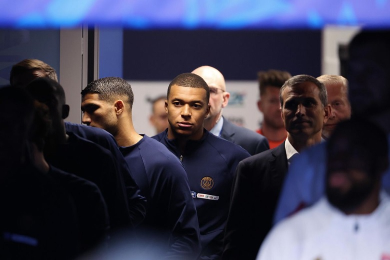Mbappe thua kiện đội bóng cũ - Ảnh 1