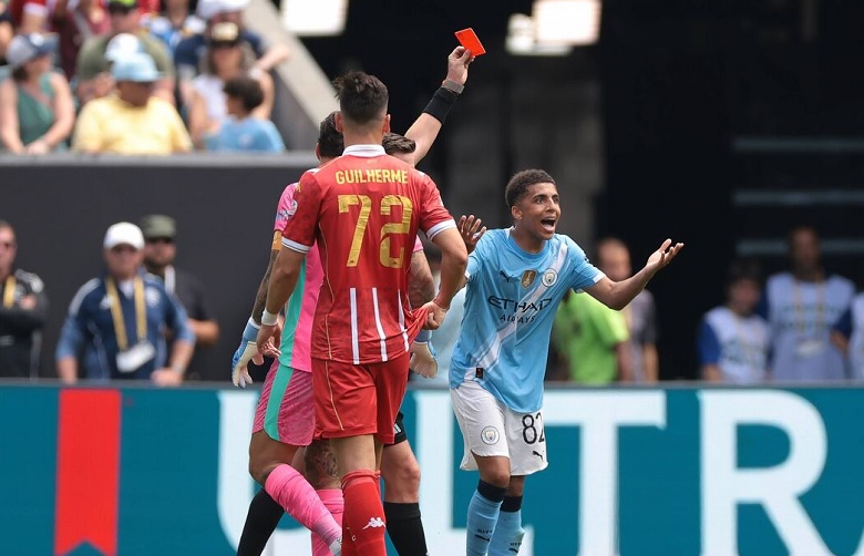 Kháng cáo bất thành, sao trẻ Man City bị cấm thi đấu 3 trận tại Club World Cup - Ảnh 1