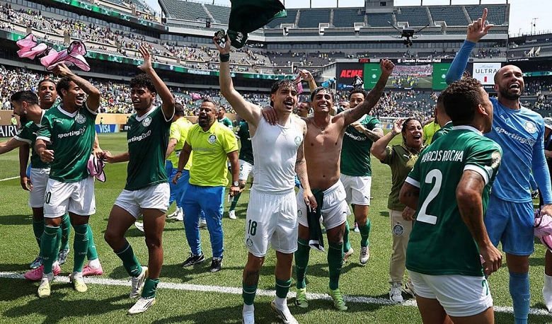 Palmeiras đổi đời nhờ tiến vào vòng 1/8 Club World Cup - Ảnh 1