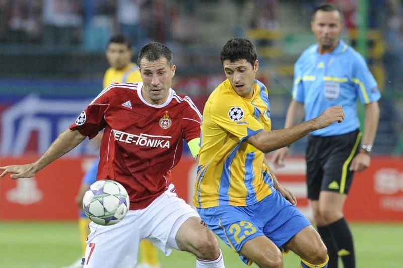 Nhận định, Soi kèo SK Slovan Bratislava vs Wisla Krakow 00h30 ngày 09/07: Chiến thắng cách biệt - Ảnh 1