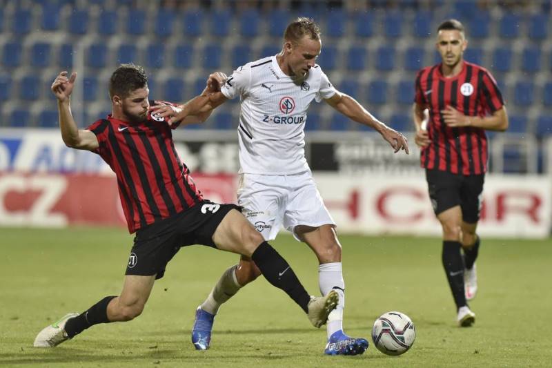 Nhận định, Soi kèo Lokomotiv Plovdiv vs Dobrudzha 23h00 ngày 21/07: Bắt nạt tân binh - Ảnh 1