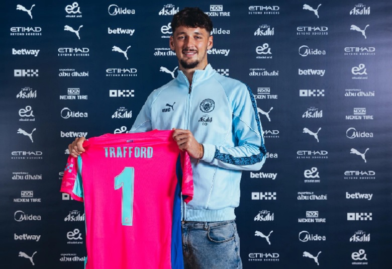 Man City ra mắt tân binh thứ 6 trong hè 2025 - Ảnh 1