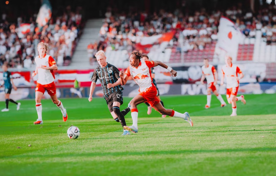 Dự báo tổng số phạt góc cả trận Club Brugge vs Salzburg