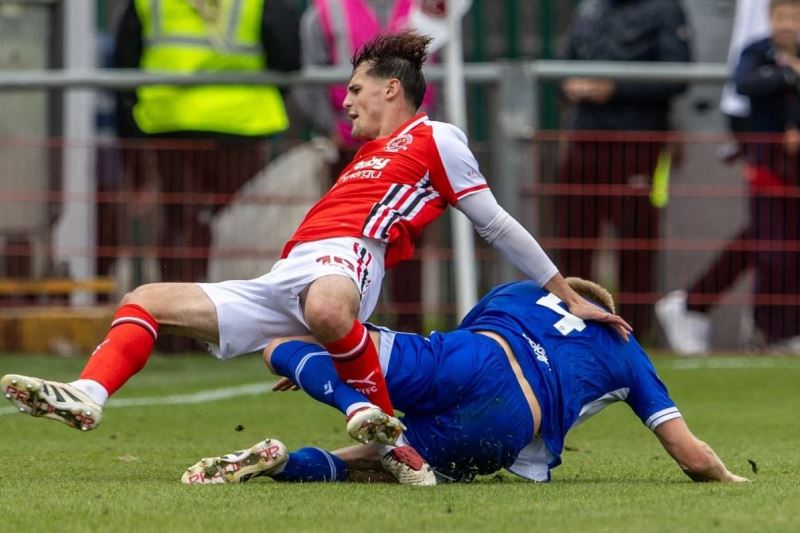 Nhận định, Soi kèo Barnsley vs Fleetwood Town 01h45 ngày 14/08: Tin vào chủ nhà - Ảnh 1