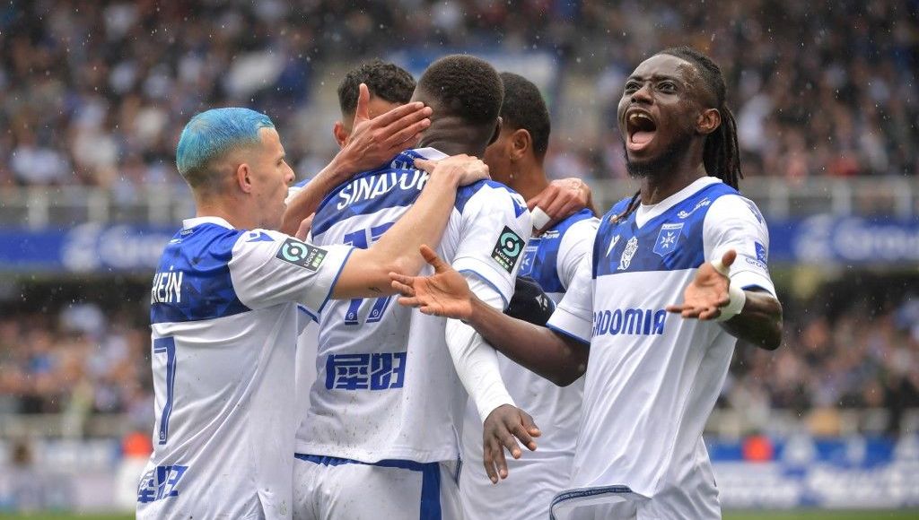 Nhận định, Soi kèo Auxerre vs Lorient, 22h15 ngày 17/08: Điểm tựa sân nhà - Ảnh 1