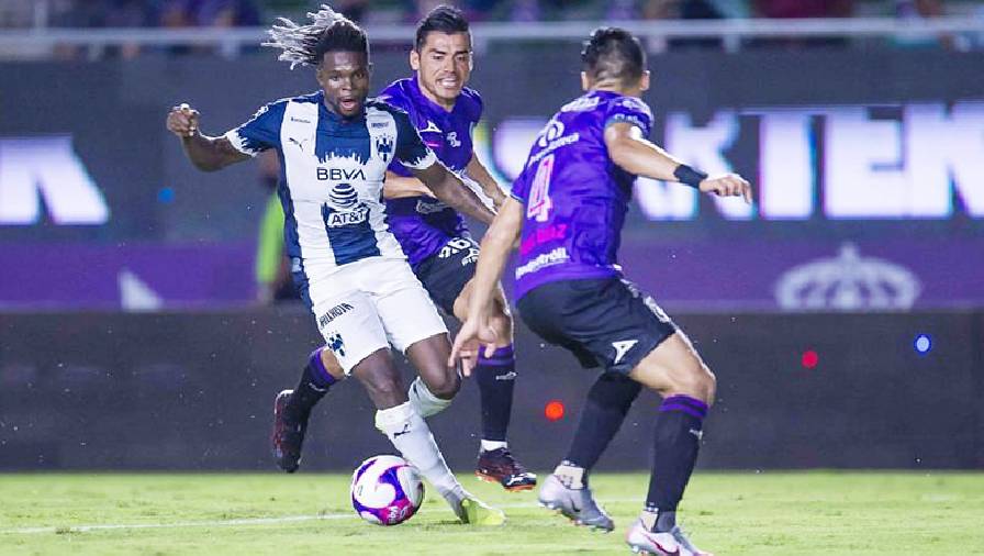 Cầu thủ Monterrey thi đấu quyết tâm trước trận gặp Mazatlan