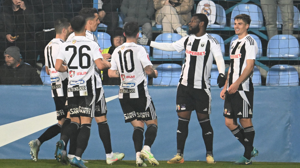 Nhận định, Soi kèo Farul Constanta vs Universitatea Cluj, 1h30 ngày 19/08: Không có bất ngờ - Ảnh 1