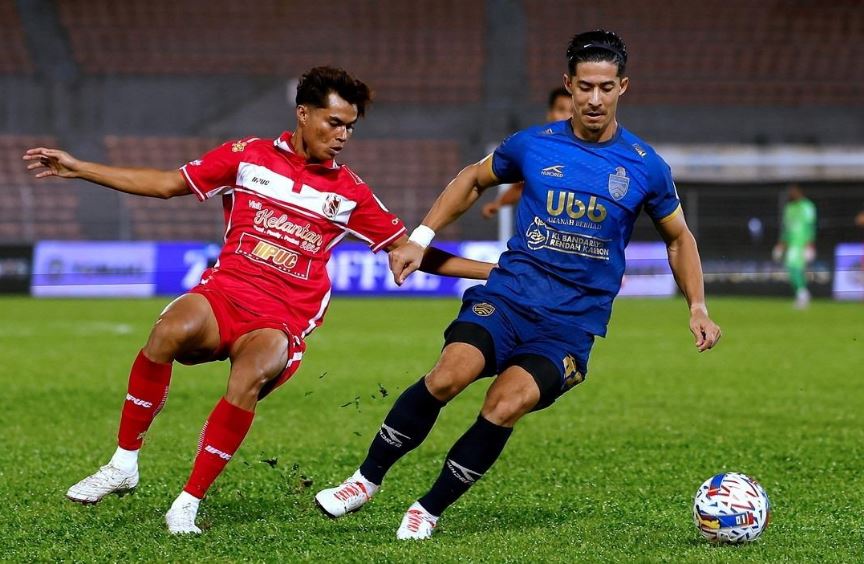 Trận đấu hứa hẹn nhiều bàn thắng và thẻ phạt khi Kelantan Darul Naim thường xuyên phòng ngự rắn