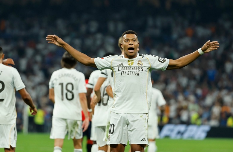 Kylian Mbappe ăn mừng bàn thắng duy nhất giúp Real Madrid thắng Osasuna trong trận mở màn La Liga 2025/26