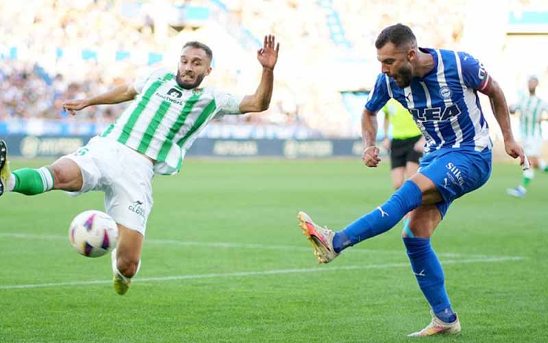 Nhận định, Soi kèo Real Betis vs Alaves 2h30 ngày 23/8: Thế trận chặt chẽ - Ảnh 1
