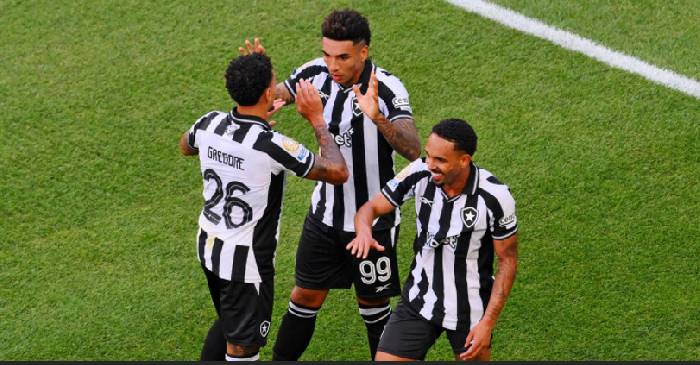 Botafogo tự tin làm khách trước Vasco da Gama tại São Januário, dự kiến 7h30 ngày 28/8 ở Brasileirão