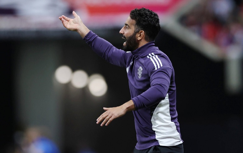 Lộ diện ứng viên thay thế HLV Amorim tại MU - Ảnh 1