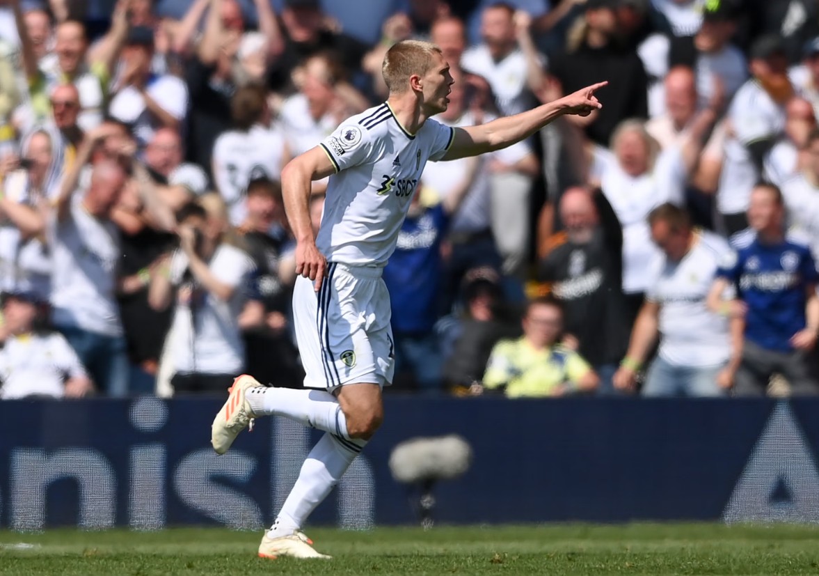 Soi kèo phạt góc Leeds vs Newcastle, 23h30 ngày 30/08 - Ảnh 8