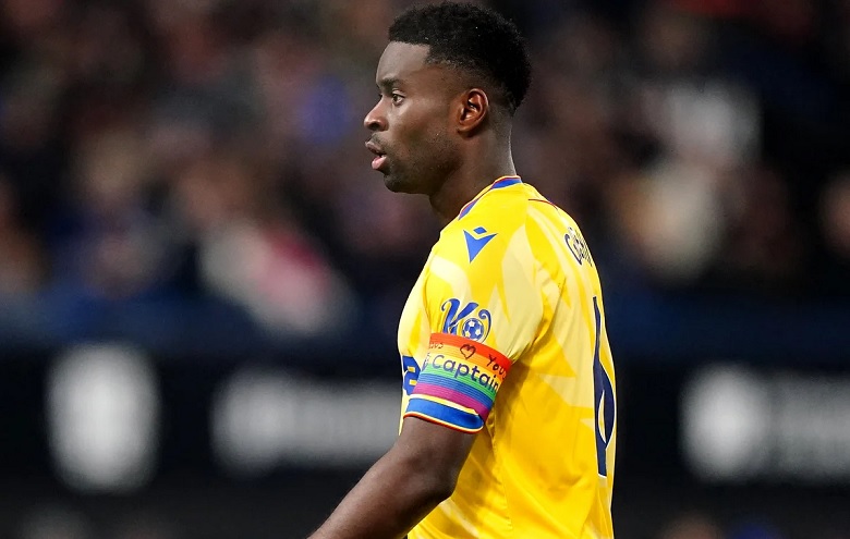Guehi nổi giận vì thương vụ đổ bể, tính chuyện từ chức đội trưởng Crystal Palace - Ảnh 1