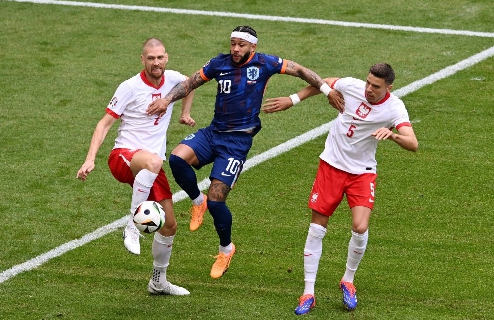 Soi kèo phạt góc Hà Lan vs Ba Lan, 1h45 ngày 05/09 - Ảnh 6