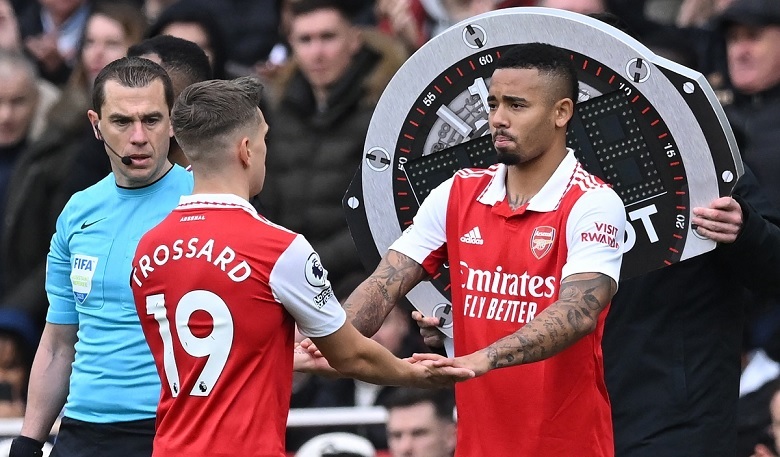 Gabriel Jesus và Leandro Trossard đứng trước tương lai không chắc chắn tại Arsenal