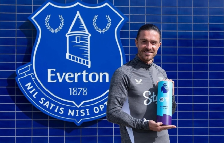 Jack Grealish rạng rỡ nhận giải Cầu thủ xuất sắc nhất tháng 8 Ngoại hạng Anh trong màu áo Everton