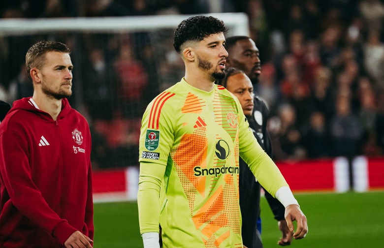 HLV Amorim đặt niềm tin vào thủ thành Altay Bayindir cho trận derby Manchester