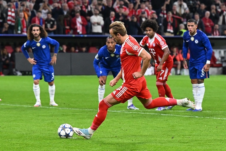 Harry Kane lập cú đúp giúp Bayern Munich hạ Chelsea 3-1 tại Allianz Arena ở vòng bảng Cúp C1