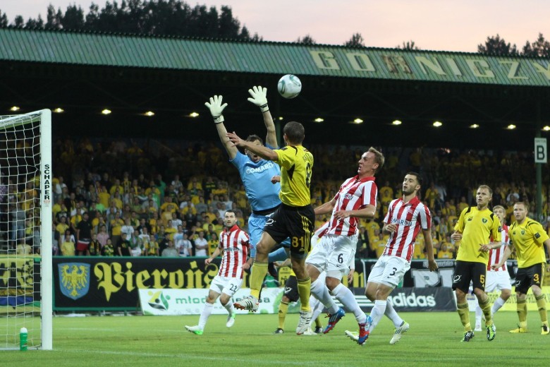 Katowice vs Cracovia Krakow ngày 19/9, phân tích phong độ và mục tiêu tại Ekstraklasa