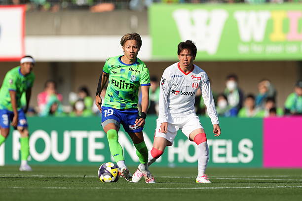 Tỷ lệ kèo Nagoya Grampus vs Shonan Bellmare: châu Á -3/4, tài xỉu 2.5, thẻ phạt 4