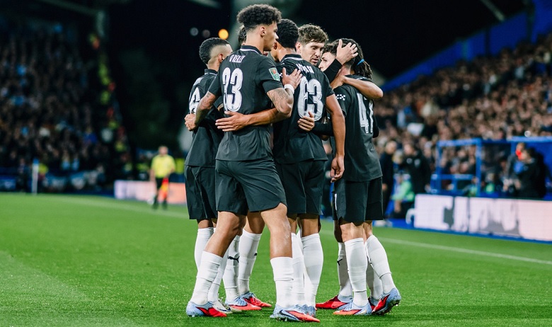 Man City áp đảo Huddersfield Town tại John Smith’s Stadium ở vòng 3 Carabao Cup 2025/26