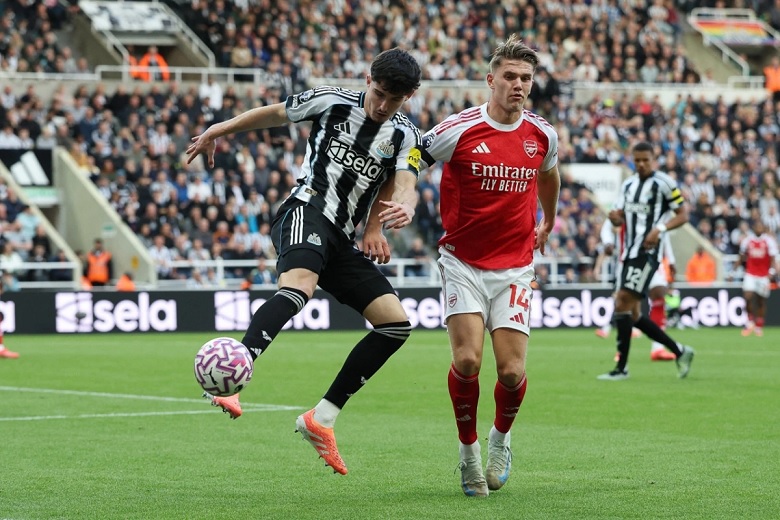 Arsenal ngược dòng 2-1 trước Newcastle ở vòng 7 Ngoại hạng Anh