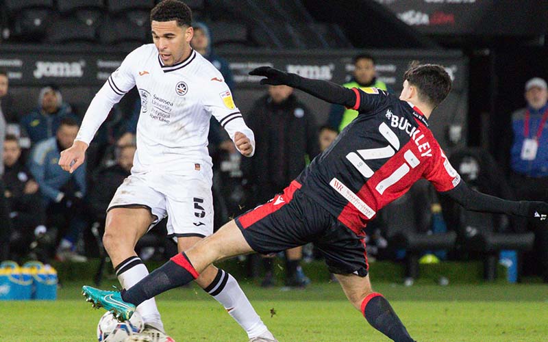 Nhận định, Soi kèo Blackburn Rovers vs Swansea City 1h45 ngày 1/10: Mang điểm về nhà - Ảnh 1