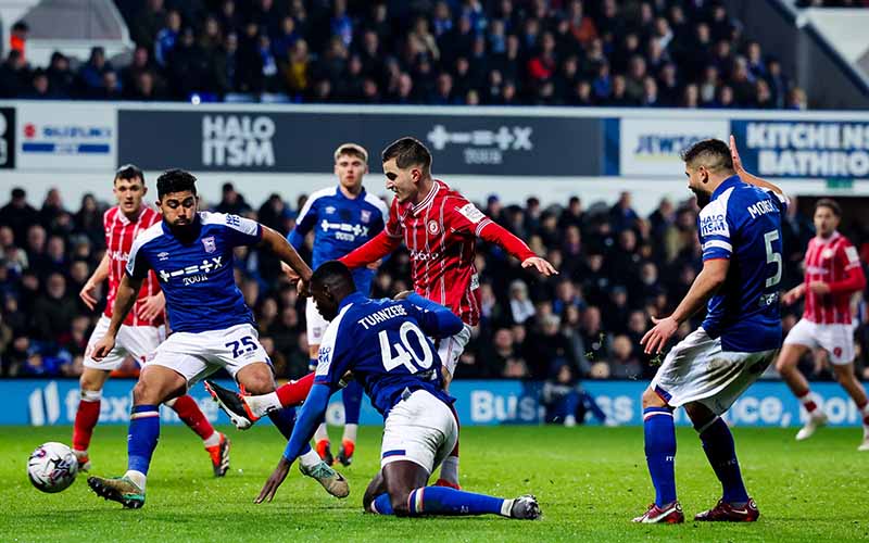 Nhận định, Soi kèo Bristol City vs Ipswich Town 1h45 ngày 1/10: Bất phân thắng bại - Ảnh 2