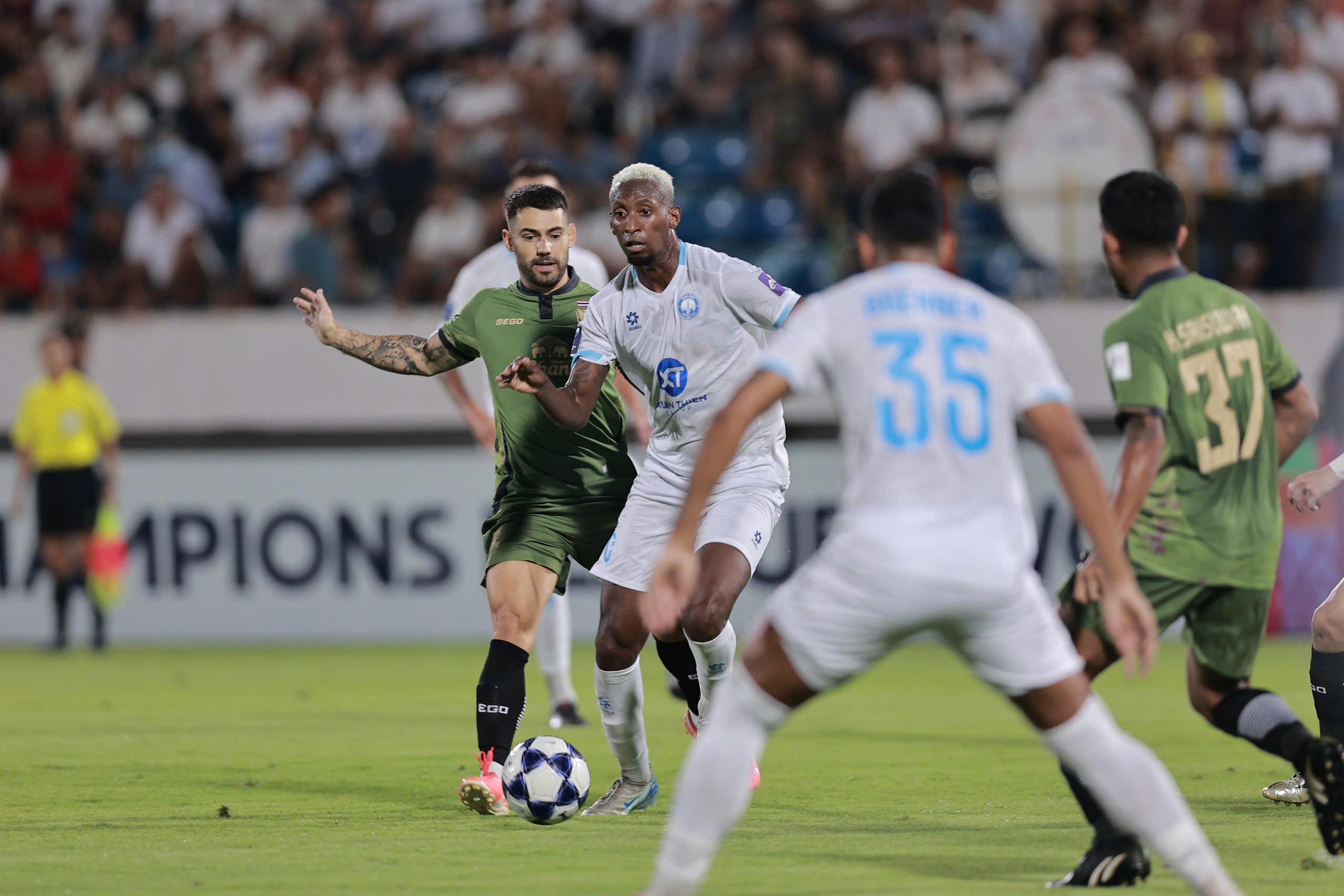 Nhận định, Soi kèo Eastern AA vs Nam Định 17h00 ngày 2/10: Củng cố ngôi đầu - Ảnh 3