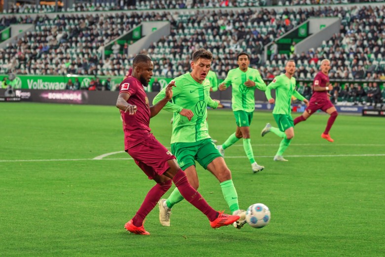 Nhận định, Soi kèo Augsburg vs Wolfsburg, 20h30 ngày 4/10: Chưa thấy khởi sắc - Ảnh 1