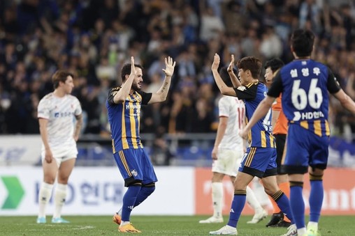 Nhận định, Soi kèo Ulsan Hyundai vs Gwangju 12h00 ngày 18/10: Nỗ lực thoát hiểm - Ảnh 4