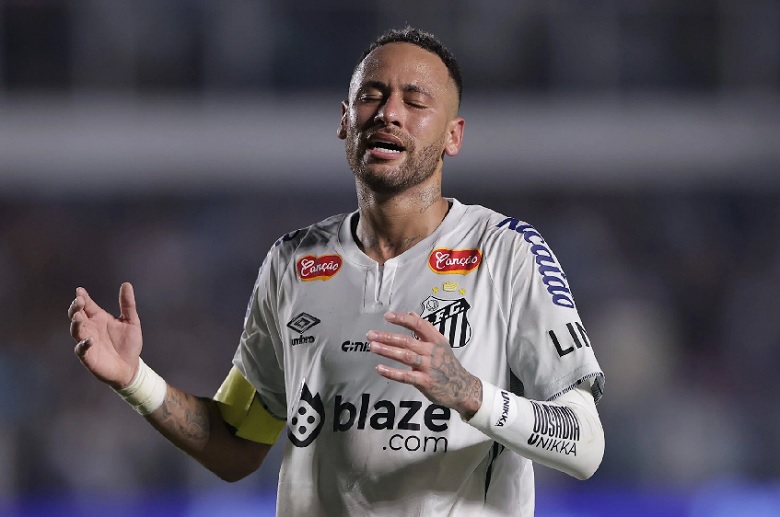 Santos tạm hoãn gia hạn với Neymar vì lo ngại thể lực và mức lương khủng - Ảnh 1