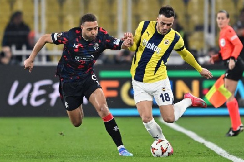 Nhận định, Soi kèo Fenerbahce vs Stuttgart, 23h45 ngày 23/10: Chiến thắng sít sao - Ảnh 1